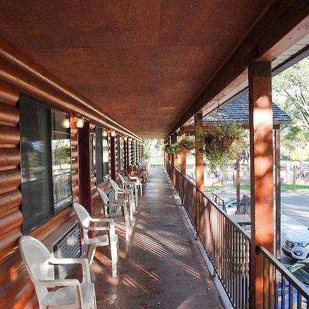 Austin'S Chuckwagon Motel Torrey Dış mekan fotoğraf